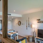 Vue Au Pied De La De 公寓 梅利蒙