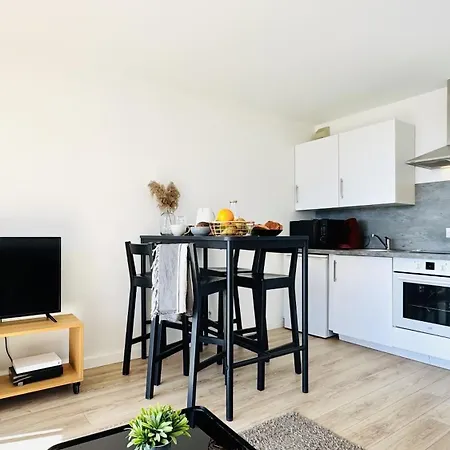 Appartement Vue Au Pied De La De *