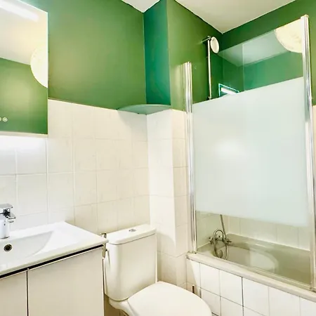 Appartement Vue Au Pied De La De *